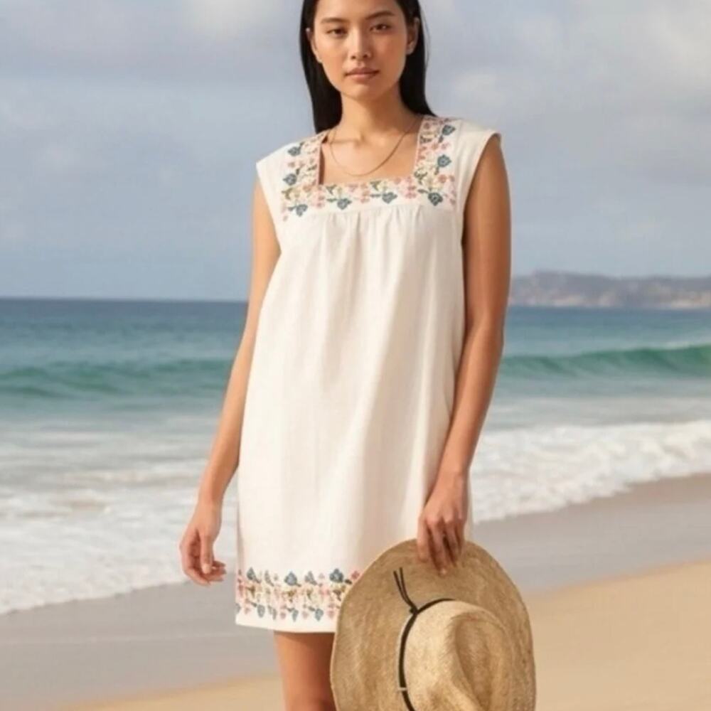 Faherty Hailee Mini Dress in White - Multicolor Eembroidery Trim - Size XXL